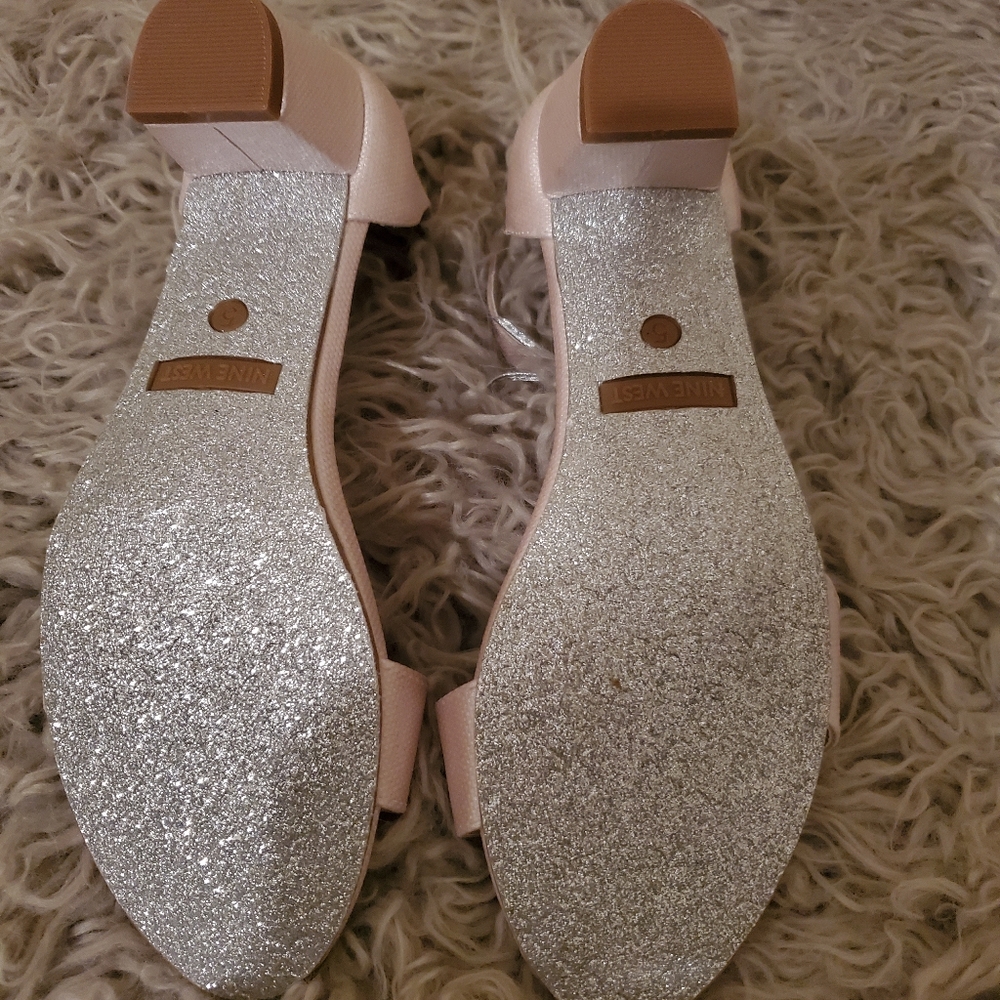 Shoes - Picture 2 of 3
